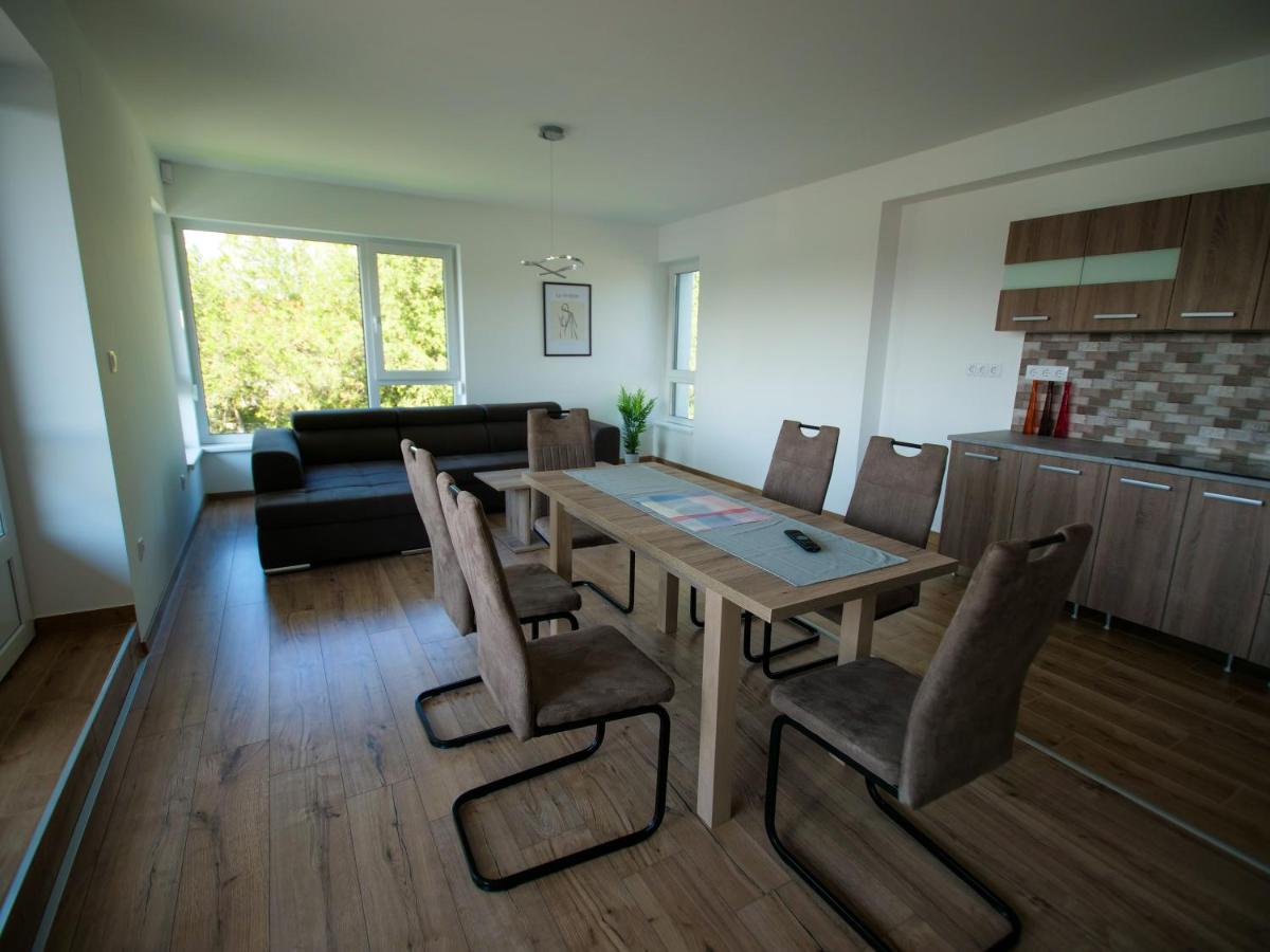 דירות בלטונפנבש Zea Apartmanhaz מראה חיצוני תמונה