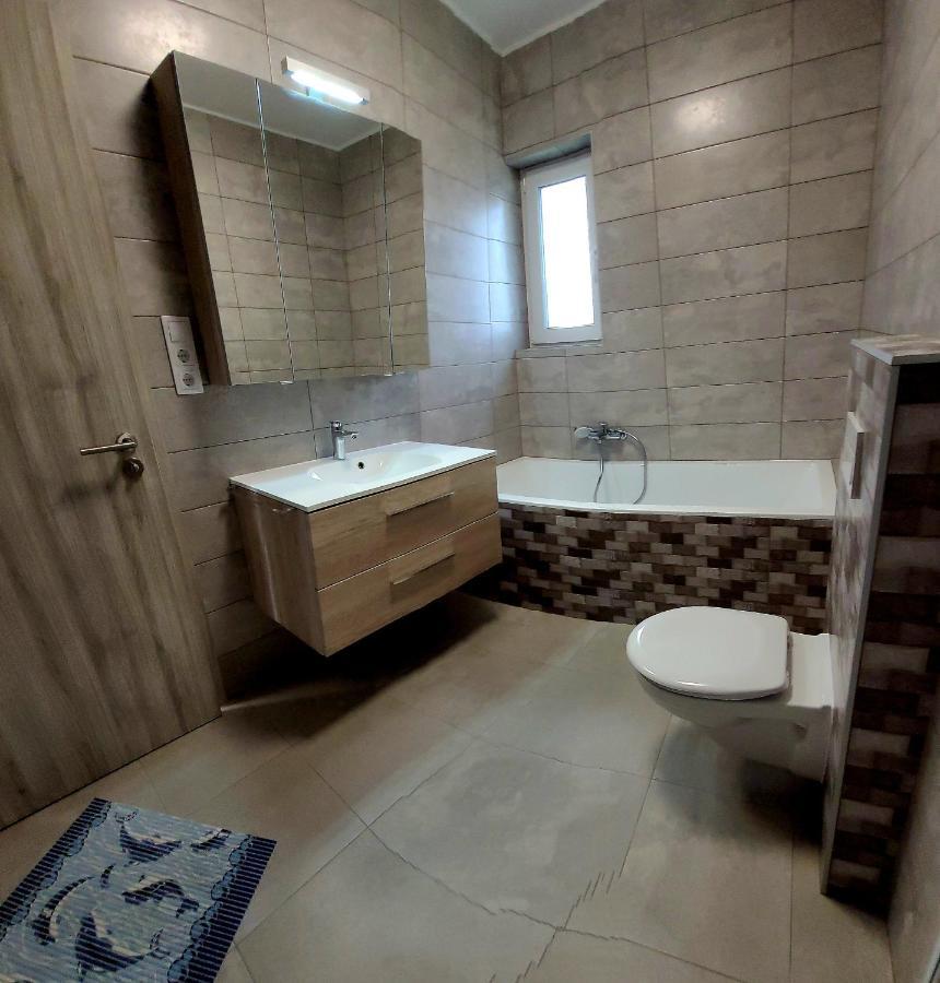 דירות בלטונפנבש Zea Apartmanhaz מראה חיצוני תמונה