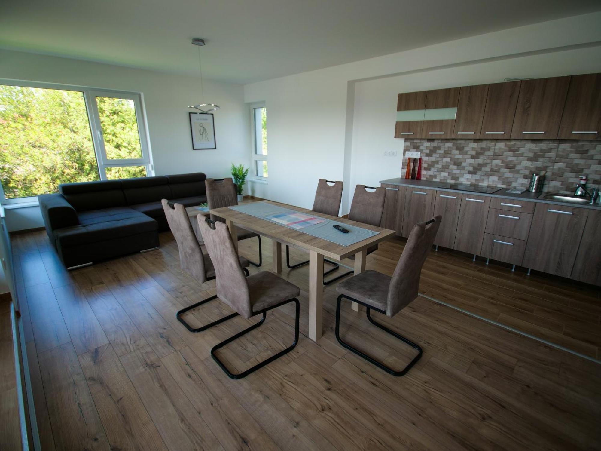 דירות בלטונפנבש Zea Apartmanhaz מראה חיצוני תמונה