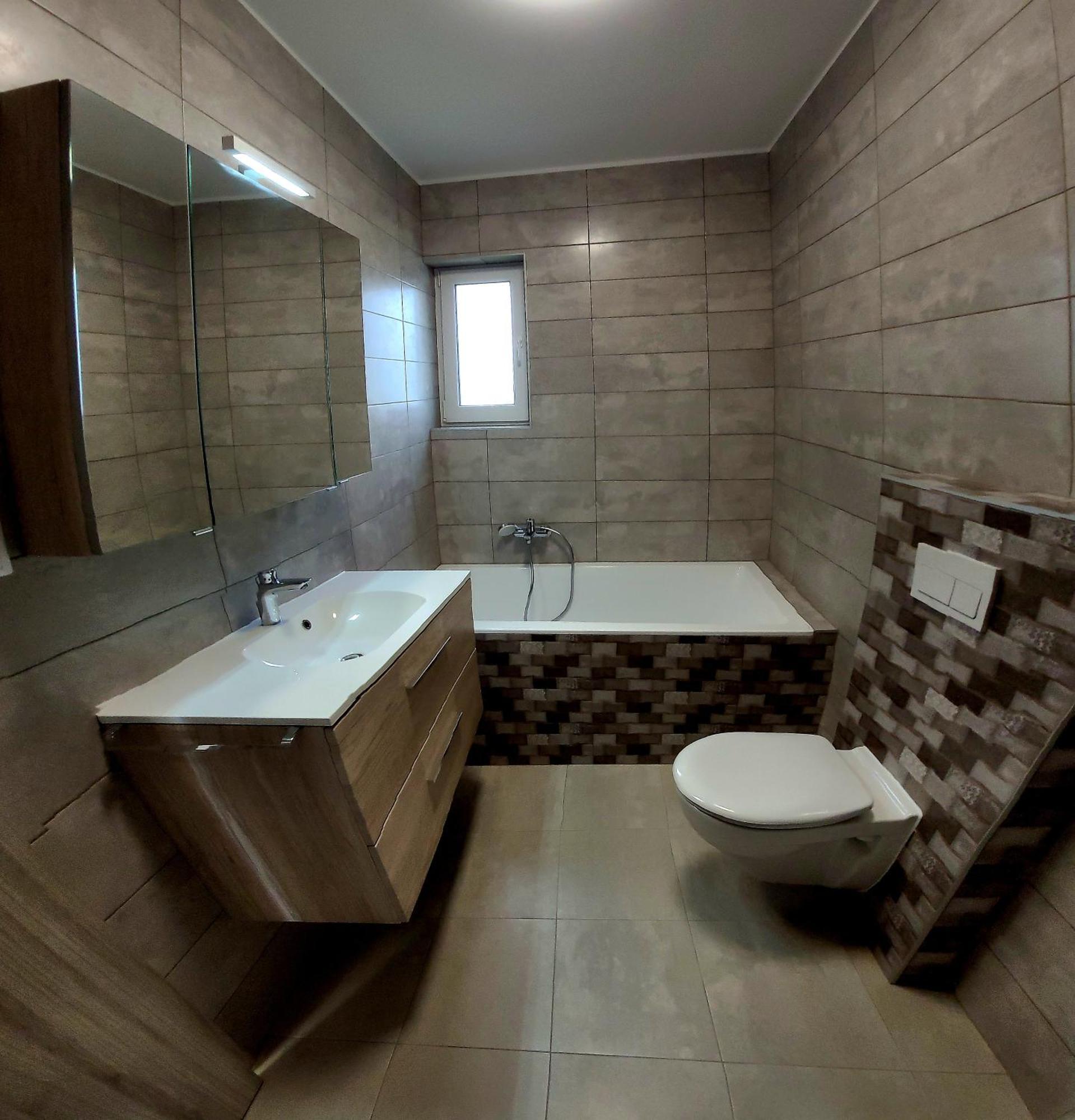 דירות בלטונפנבש Zea Apartmanhaz מראה חיצוני תמונה
